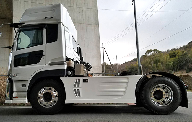 トラックカスタムパーツ専門店 H-LINE（エイチ-ライン）株式会社 