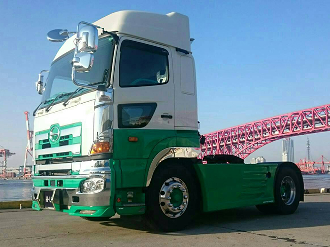 HINO PROFIA�@�^�C�v1